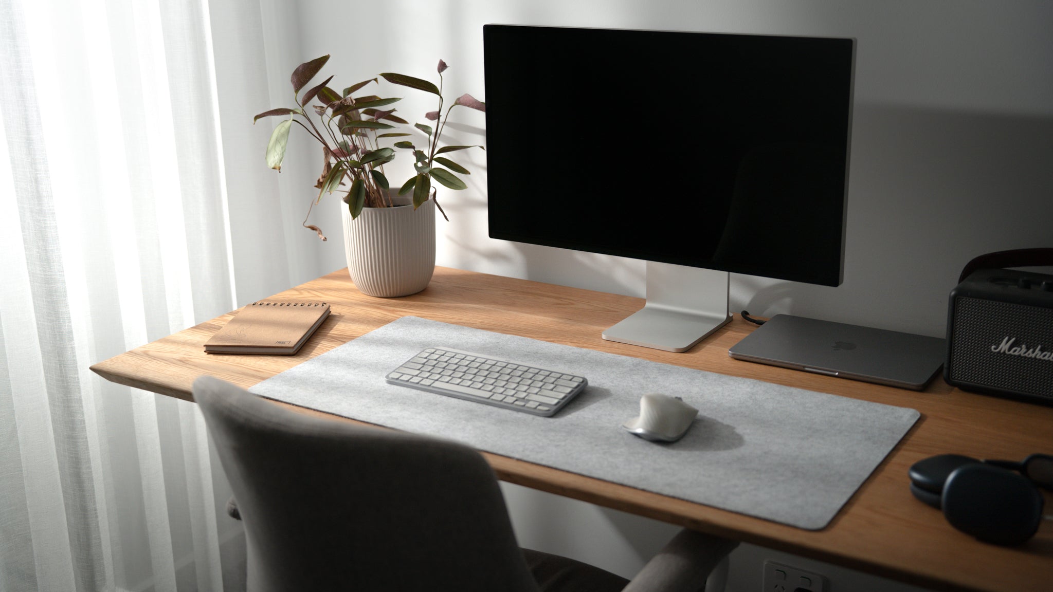 Upwood Pro Standing Desk - White Oak Hardwood