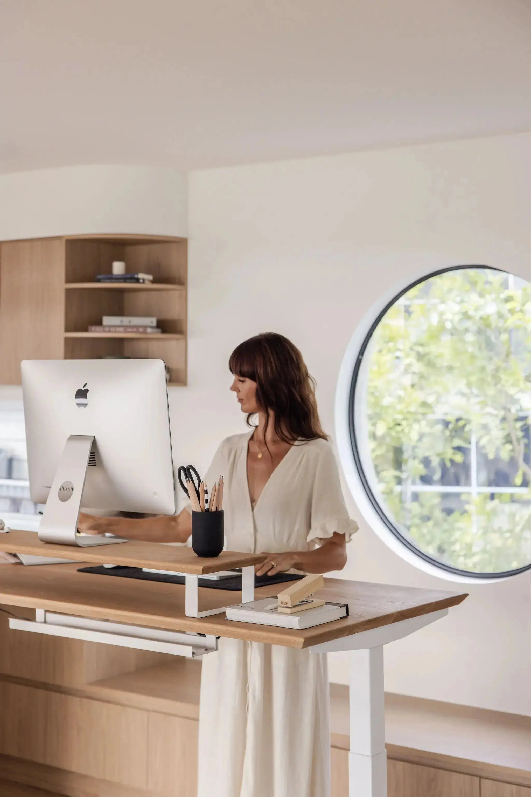 Upwood Pro Standing Desk - White Oak Hardwood + Free Monitor Riser & Cable Management Tray Upwood Desks